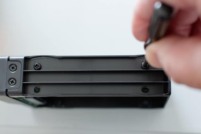 visser SSD dans boitier Icy Box