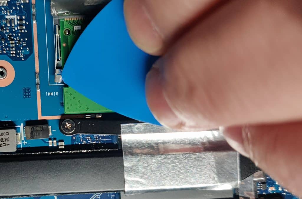 Déclipser le module mémoire