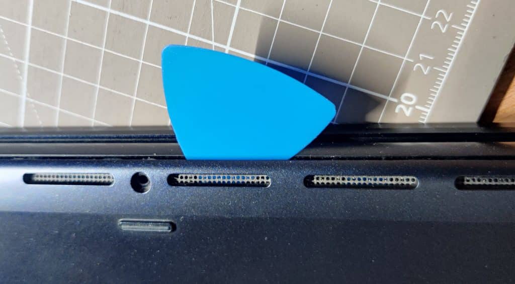 Glisser le médiateur autour de la coque 2